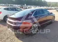 2017 Lincoln MKZ photo