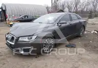 2017 Lincoln MKZ photo