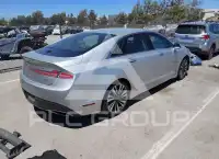 2017 Lincoln MKZ photo