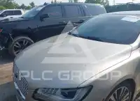 2017 Lincoln MKZ photo