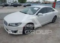 2017 Lincoln MKZ photo
