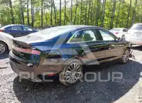 2017 Lincoln MKZ photo