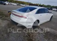 2017 Lincoln MKZ photo