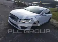 2017 Lincoln MKZ photo