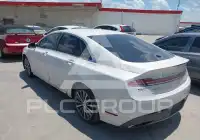 2017 Lincoln MKZ photo