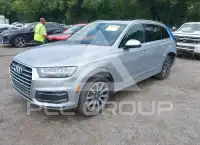 2017 Audi Q7 фото