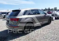 2017 Audi Q7 фото