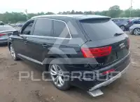2017 Audi Q7 photo