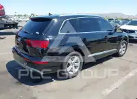 2017 Audi Q7 photo
