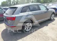 2017 Audi Q7 photo