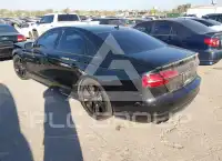 2017 Audi S8 photo