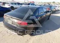 2017 Audi S8 photo