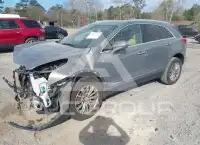 2017 Cadillac XT5 photo
