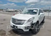 2017 Cadillac XT5 photo