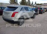 2017 Cadillac XT5 photo