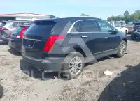 2017 Cadillac XT5 photo