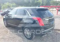 2017 Cadillac XT5 photo