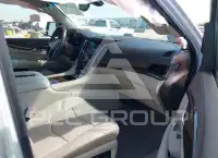 2017 Cadillac ESCALADE фото