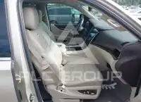 2017 Cadillac ESCALADE фото
