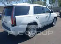 2017 Cadillac ESCALADE фото