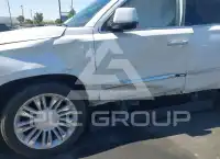 2017 Cadillac ESCALADE фото
