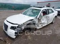 2017 Chrysler 300 photo