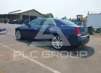 2017 Chrysler 300 фото