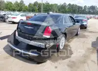 2017 Chrysler 300 фото