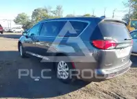 2017 Chrysler PACIFICA фото