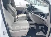 2017 Chrysler PACIFICA photo