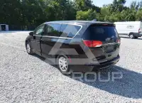 2017 Chrysler PACIFICA photo