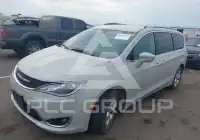 2017 Chrysler PACIFICA фото