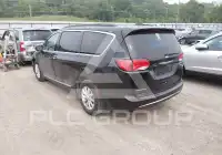 2017 Chrysler PACIFICA photo