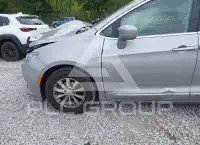 2017 Chrysler PACIFICA фото