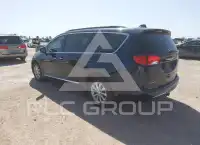 2017 Chrysler PACIFICA photo