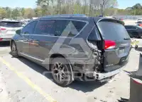 2017 Chrysler PACIFICA photo