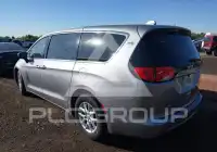 2017 Chrysler PACIFICA photo