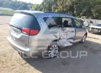 2017 Chrysler PACIFICA photo