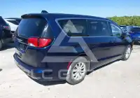 2017 Chrysler PACIFICA фото