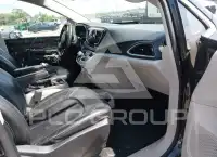 2017 Chrysler PACIFICA photo