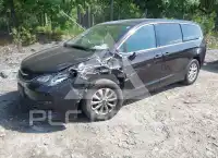 2017 Chrysler PACIFICA photo