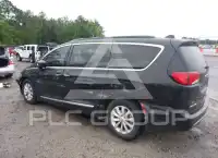 2017 Chrysler PACIFICA фото