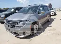 2017 Chrysler PACIFICA фото