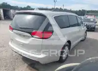 2017 Chrysler PACIFICA photo