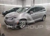 2017 Chrysler PACIFICA photo
