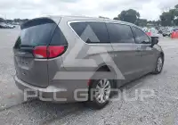 2017 Chrysler PACIFICA фото