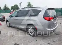 2017 Chrysler PACIFICA фото