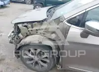 2017 Chrysler PACIFICA фото