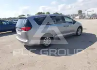2017 Chrysler PACIFICA photo
