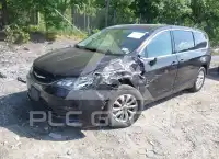 2017 Chrysler PACIFICA photo